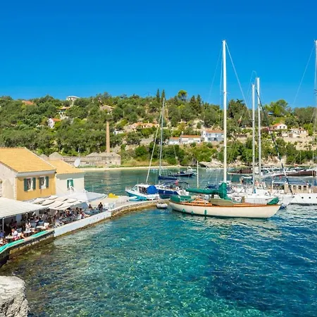 Limani Apartamento *